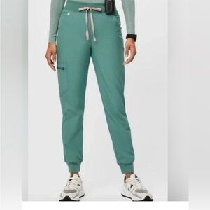 Women's Figs Joggers Size Small